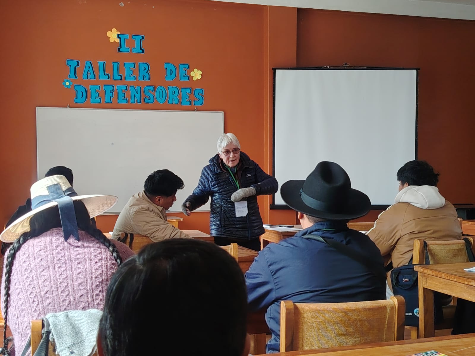 Tejiendo alternativas para enfrentar la exclusión de los pueblos indígenas